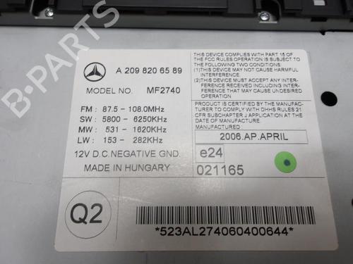 Used Radio MERCEDES-BENZ CLK (C209) CLK 220 CDI (209.308) (136 hp) 13282121