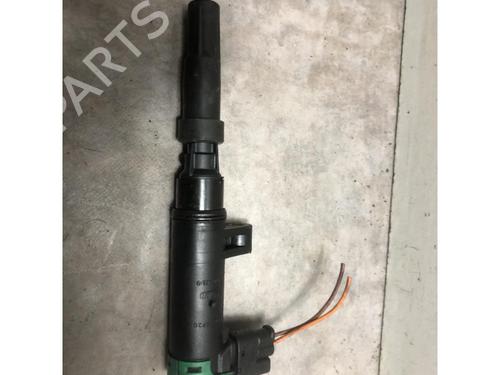 Zündspule für RENAULT SCÉNIC I MPV (JA0/1_, FA0_) 1.6 (JA00, JA16, JA15, JA19, JA1V, JA2B, JA2C, JA0B,... (107 hp) 28524460