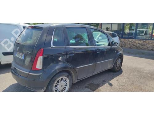 Rear center seatbelt LANCIA MUSA (350_) 1.9 D Multijet (350.AXC1A) | BP20626621I27 