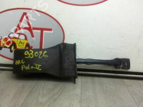 Used Hinge/Door check strap VW POLO V (6R1, 6C1) 1.6 TDI (90 hp) 13136416