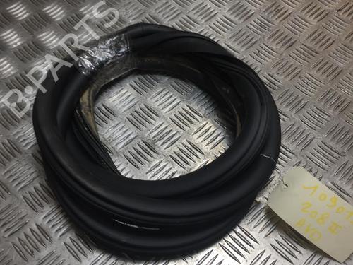 rubber-door-seal-peugeot-208-ii-ub_-up_-uw_-uj_-2019-24872857 main image