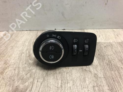 Lichtschalter für OPEL CORSA E (X15) 1.4 (08, 68) (90 hp) 23870131
