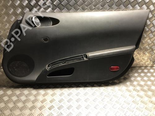 Garniture avant droite NISSAN 350Z Coupe (Z33) 3.5 (AAZ33) (280 hp) 32069495