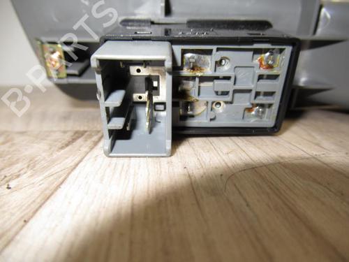 Used Right rear window switch CHEVROLET NUBIRA Estate 1.6 (109 hp) 12970422