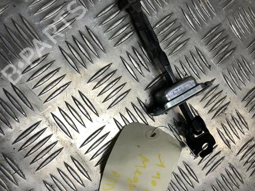 Bakre vindusviskerarm RENAULT MEGANE IV Hatchback (B9A/M/N_) 1.5 dCi 110 (B9A3) (110 hp) 31200981