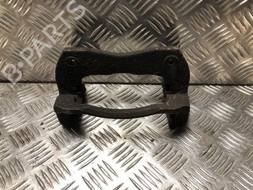 Used Support TOYOTA RAV 4 III (_A3_) 2.2 D 4WD (ALA30_, ALA30R) (136 hp) 32156803