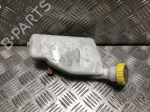 Used Brake fluid reservoir Brake fluid reservoir 36857028 36857028
