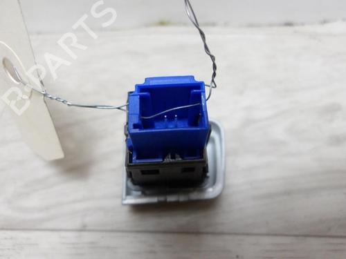 Used Warning switch PEUGEOT 208 I (CA_, CC_) 1.2 PureTech 82 (82 hp) 13228884