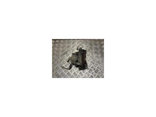 Venstre bremsekaliber foran VW SCIROCCO III (137, 138) 1.4 TSI (160 hp) 28368865