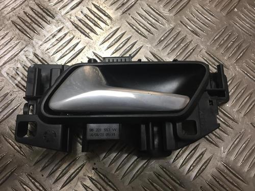 Used Front left interior door handle PEUGEOT 208 II (UB_, UP_, UW_, UJ_) 1.2 PureTech 100 (101 hp) 24612355