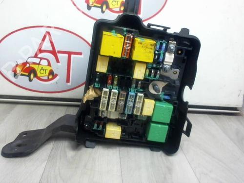 Used Fuse box Fuse box 12971556 12971556