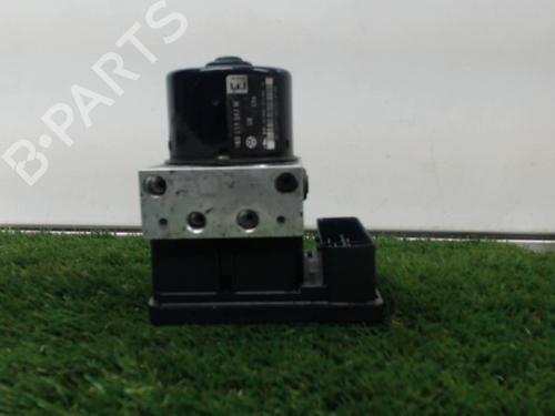 Used ABS pump VW TOURAN (1T1, 1T2) 1.6 FSI (115 hp) 13035491