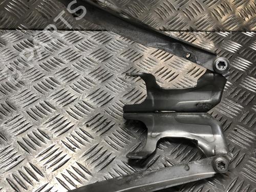 Hinge/Door check strap VOLVO C30 (533) 1.6 D | BP31202419C146