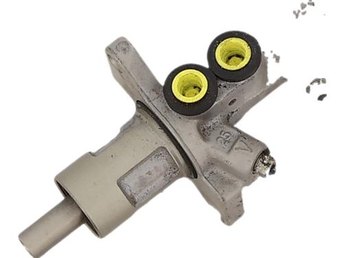 Brake master cylinder BMW 1 Convertible (E88) 123 d | BP40510583M77 - Image 5