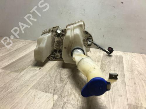 Used Windscreen washer tank Windscreen washer tank 39050731 39050731