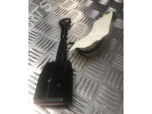 Seat buckle PEUGEOT 2008 II (UD_, US_, UY_, UJ_, UR_, UC_) 1.5 BlueHDI 130 | BP26326963I32 