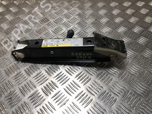 Used Jack Kit AUDI A1 (8X1, 8XK) 1.6 TDI (115 hp) 31185875
