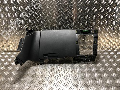 Guantera PEUGEOT 3008 I MPV (0U_) 1.6 HDi (114 hp) 31198796