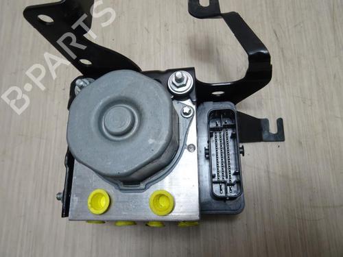 Used ABS pump RENAULT CAPTUR I (J5_, H5_) 0.9 TCe 90 (90 hp) 13292603