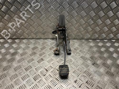Used Clutch pedal DACIA SANDERO II TCe 90 (B8M1, B8MA, B8AC) (90 hp) 31204553