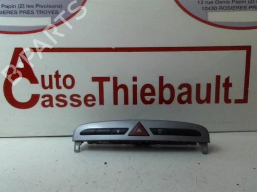 Used Warning switch PEUGEOT 308 I (4A_, 4C_) 1.6 HDi (92 hp) 13035271