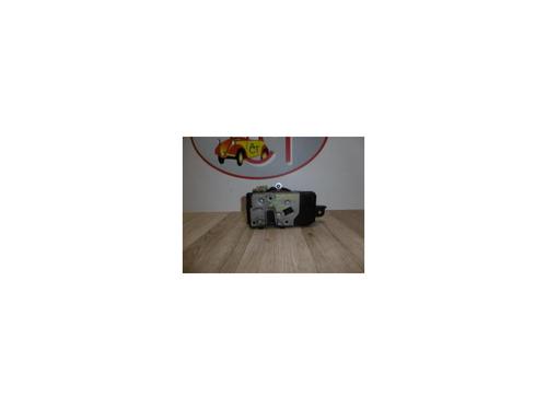Used Front left lock OPEL ASTRA H GTC (A04) 1.6 (L08) (105 hp) 28287223