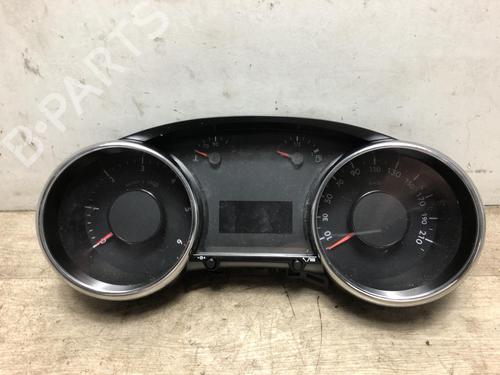 Used Instrument cluster PEUGEOT 3008 I MPV (0U_) 1.6 HDi (112 hp) 23872429