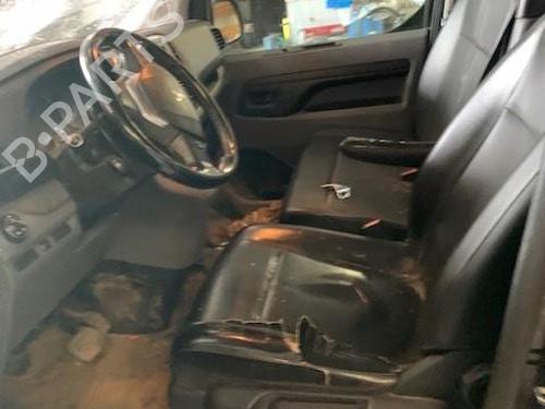 Left front fog light PEUGEOT EXPERT Van (V_) 2.0 BlueHDi 180 | BP31860499C30  - Image 13