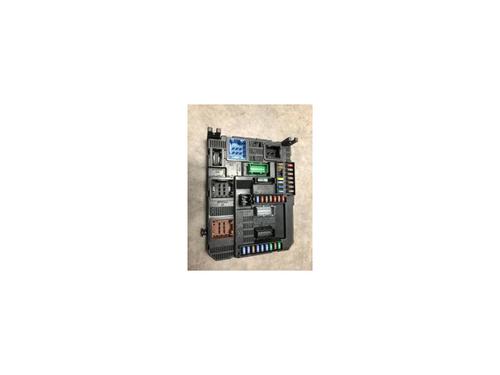 Used Fuse box PEUGEOT 308 SW II (LC_, LJ_, LR_, LX_, L4_) 1.6 BlueHDi 100 (99 hp) 20628181