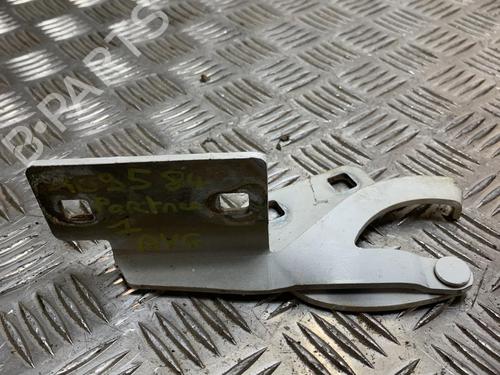hingedoor-check-strap-peugeot-partner-box-bodympv-5_-g_-1996-23873878 main image