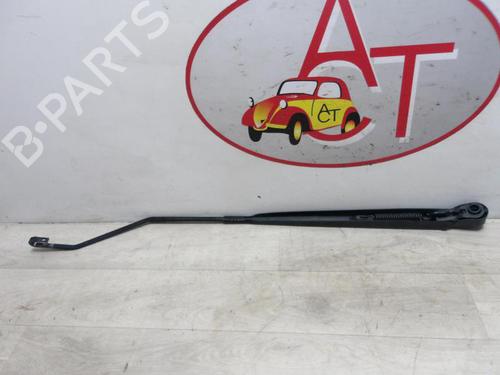 Used Front windshield wiper arm PEUGEOT 1007 (KM_) 1.6 HDi (109 hp) 20632005
