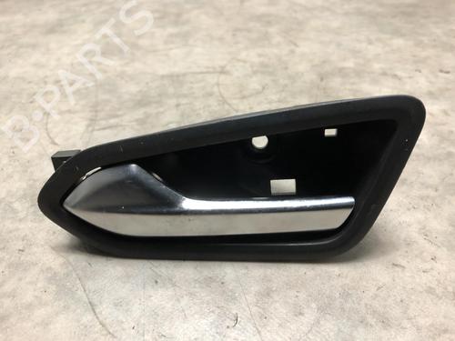 Puxador interior trás esquerdo RENAULT CLIO V (B7_) 1.0 TCe 90 (B7MT) (91 hp) 23036453