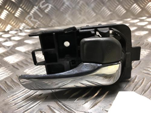 Used Rear right interior door handle NISSAN X-TRAIL I (T30) 2.2 Di 4x4 (114 hp) 26731615
