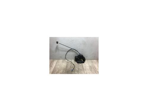 Rear left lock MERCEDES-BENZ E-CLASS (W211) E 220 CDI (211.008) 2117300535