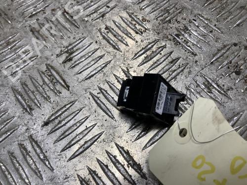 Used Right front window switch Right front window switch BMW 1 (F20) 114 d (95 hp) 34041879 34041879