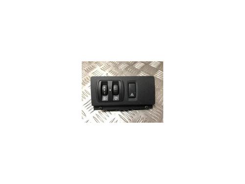 Used Switch RENAULT LAGUNA III (BT0/1) 1.5 dCi (BT00, BT0A, BT0T, BT1J) (110 hp) 25496569