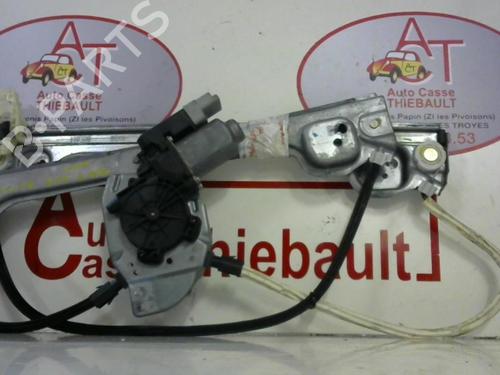 Vindusheismekanisme høyre foran PEUGEOT 1007 (KM_) 1.4 HDi (68 hp) 31198374