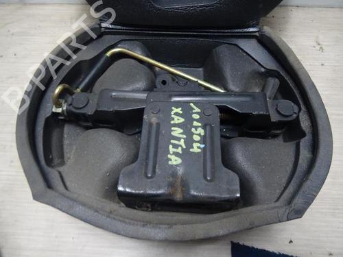 Used Jack Kit CITROËN XANTIA (X1_, X2_) 1.8 i 16V (110 hp) 30783788