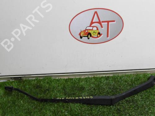 Used Front windshield wiper arm TOYOTA RAV 4 II (_A2_) 2.0 D 4WD (CLA20_, CLA21_, CLA20R, CLA21R) (116 hp) 20630884
