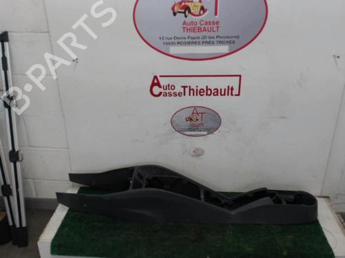 Used Middle console SEAT IBIZA IV (6J5, 6P1) 1.4 TDI (80 hp) 29762715