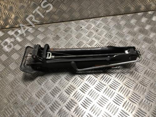 Used Jack Kit VW TOUAREG (7LA, 7L6, 7L7) 2.5 R5 TDI (174 hp) 31022216