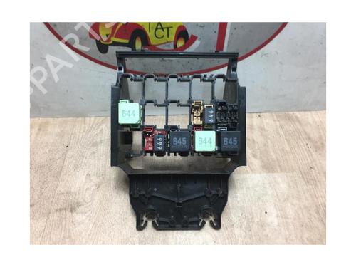 Boîte à Fusibles VW POLO V (6R1, 6C1) 1.6 TDI (90 hp) 13267636