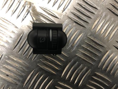 Used Switch VW SCIROCCO III (137, 138) 1.4 TSI (160 hp) 31245355