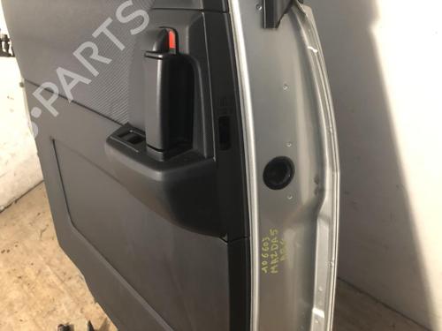 Used Left slide door MAZDA 5 (CR) 2.0 CD (CR19) (143 hp) 20619286