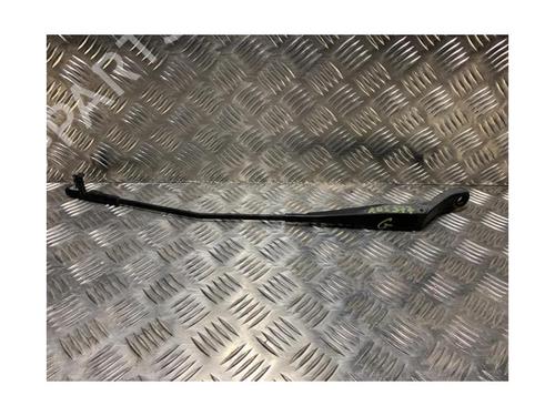 Front windshield wiper arm PEUGEOT 207 (WA_, WC_) 1.6 HDi | BP23232721C143 