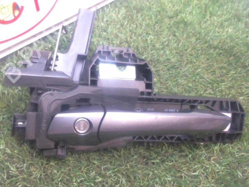 Used Front left exterior door handle Front left exterior door handle 13037731 13037731