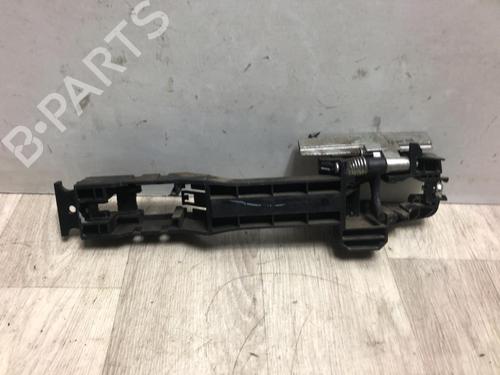 front-right-exterior-door-handle-nissan-navara-np300-pickup-d23-d23t-23-dci-d231-2014-20613752 main image