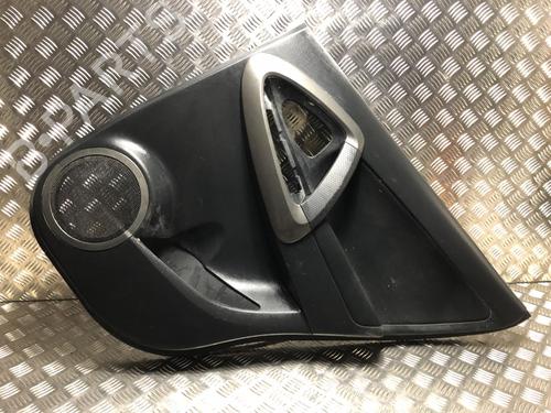 Bekleding achter rechts TOYOTA RAV 4 III (_A3_) 2.2 D 4WD (ALA30_, ALA30R) (150 hp) 31201733