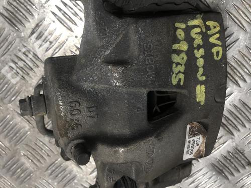 Used Right front brake caliper HYUNDAI TUCSON (TL, TLE) 1.6 CRDi (136 hp) 31197205