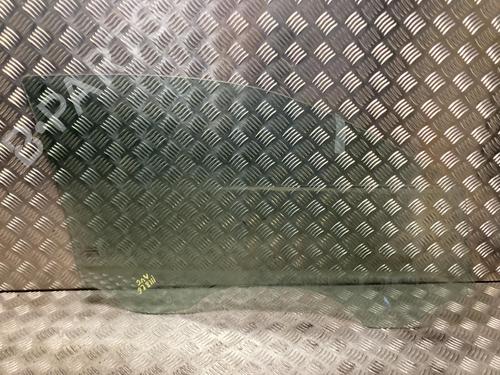 Used Front left door window Front left door window FORD RANGER (TKE) 3.2 TDCi 4x4 (200 hp) 40235712 40235712